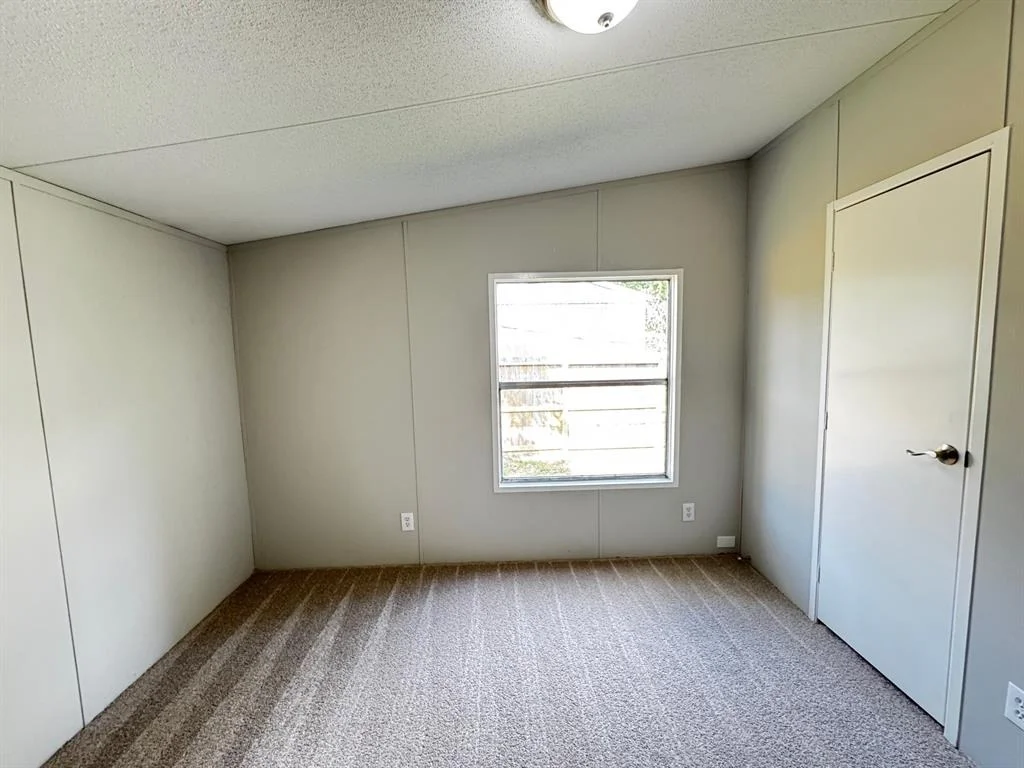 Photo of 18840 Azure Lane