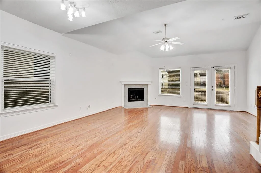Photo of 7685 Ameswood Road