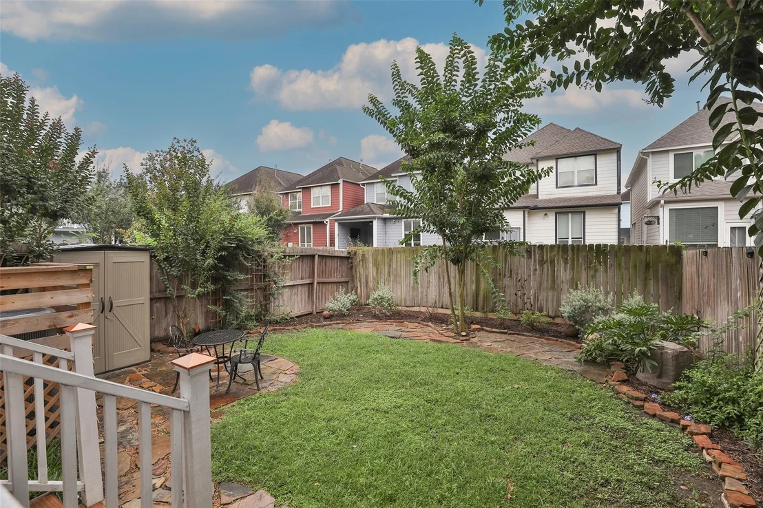 Photo of 827 Garden Trace Lane