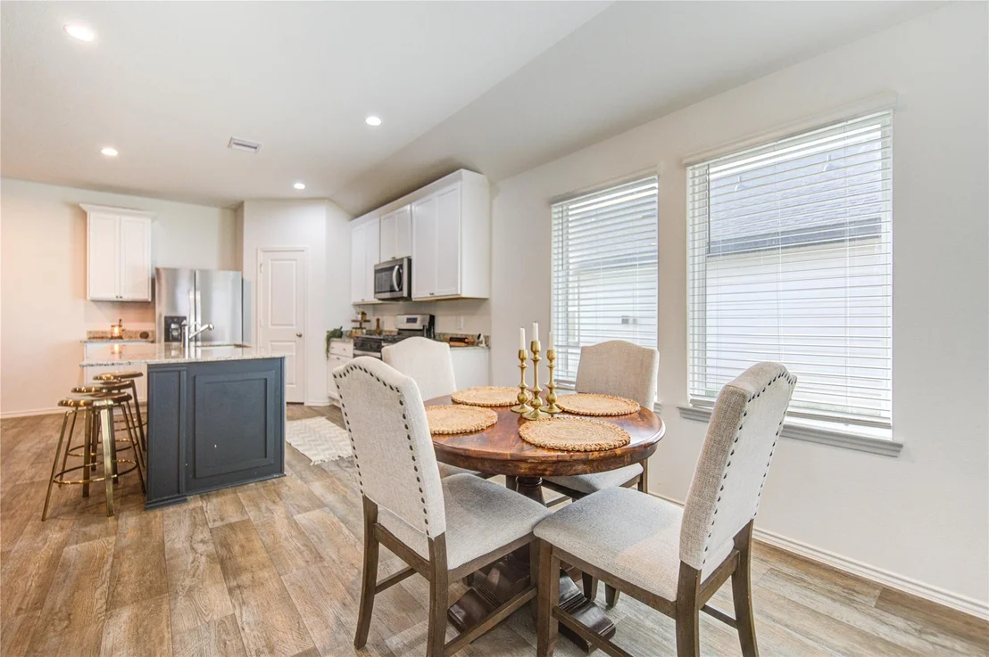 Photo of 4230 Berwick Park Lane