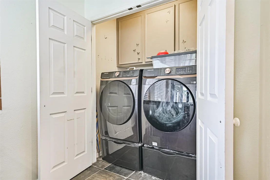 Photo of 910 Evergreen Drive