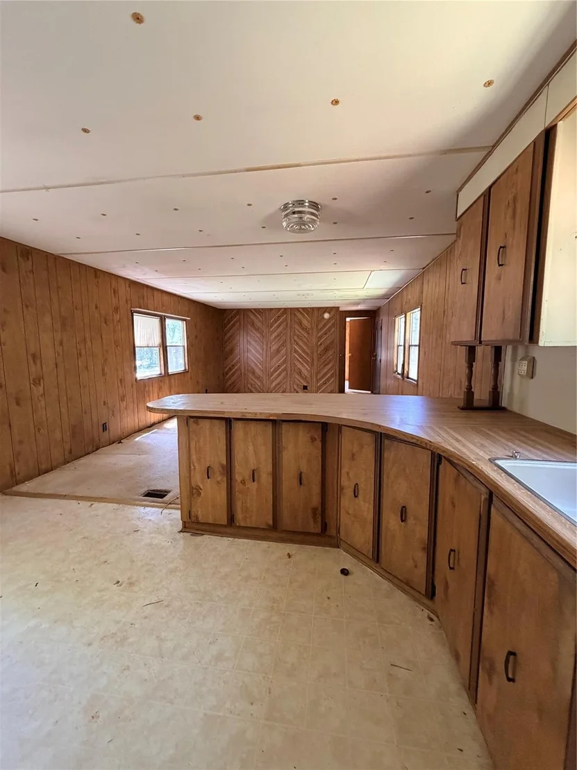 Photo of 145 St Regis