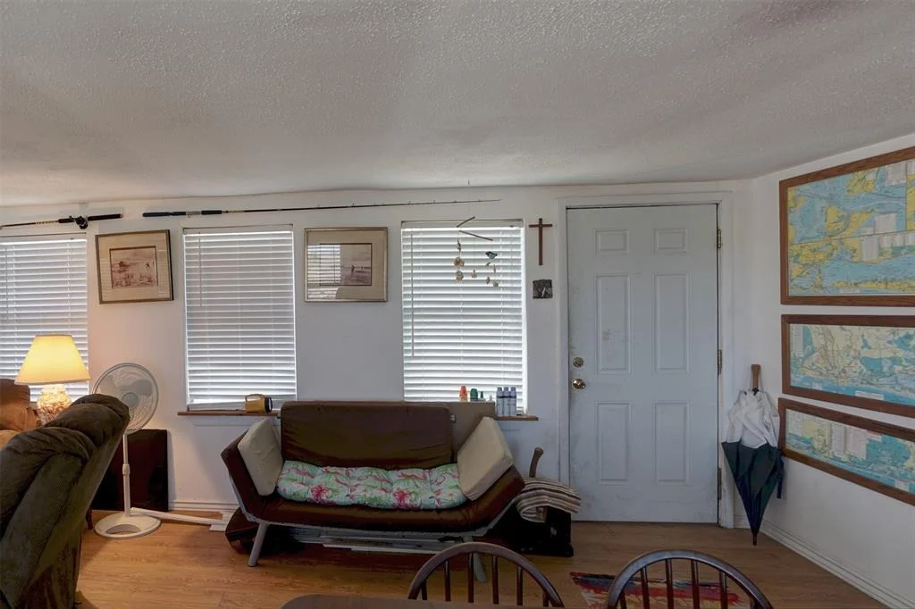 Photo of 814 Monument Drive