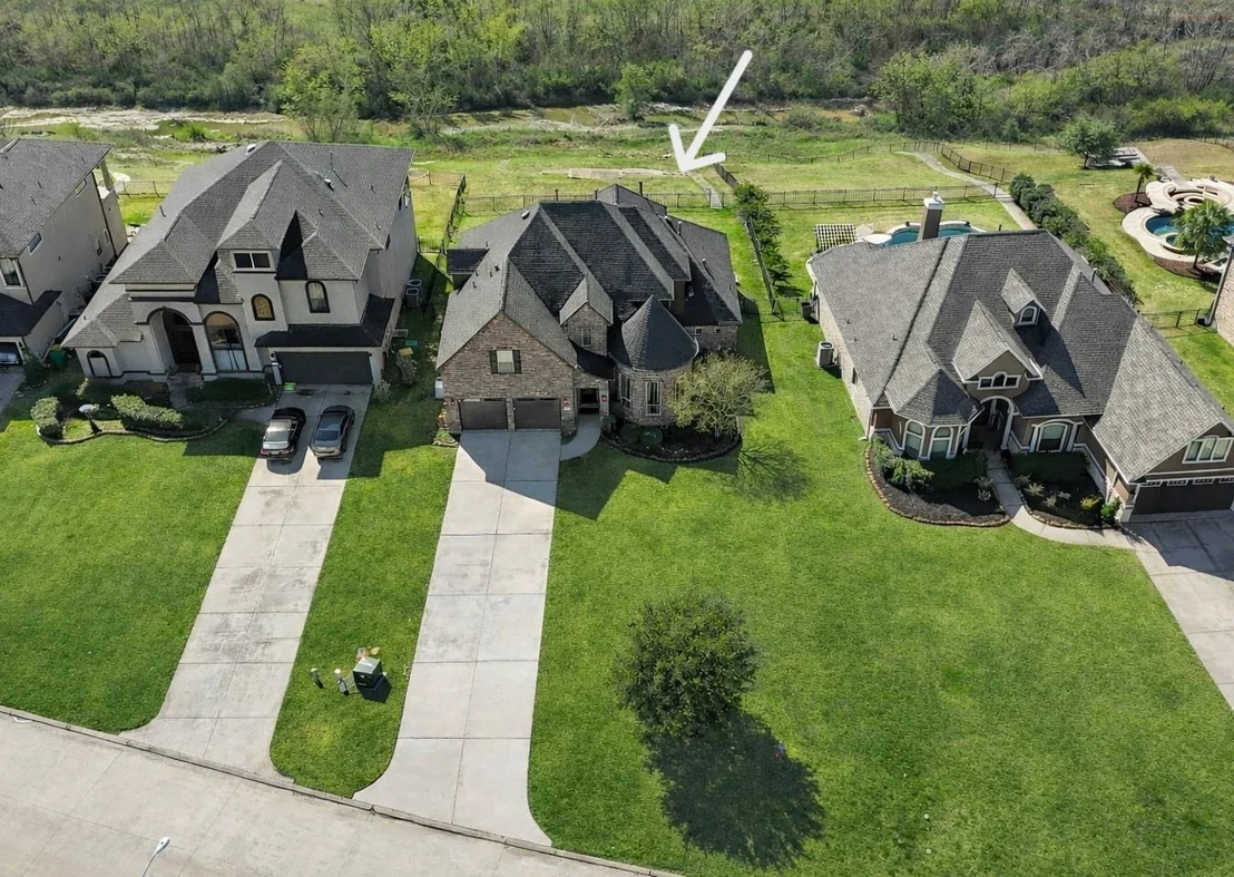 Photo of 116 Waterstone Drive