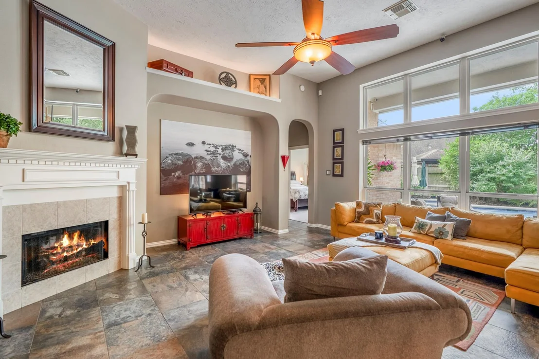 Photo of 6811 Pinehearth Court
