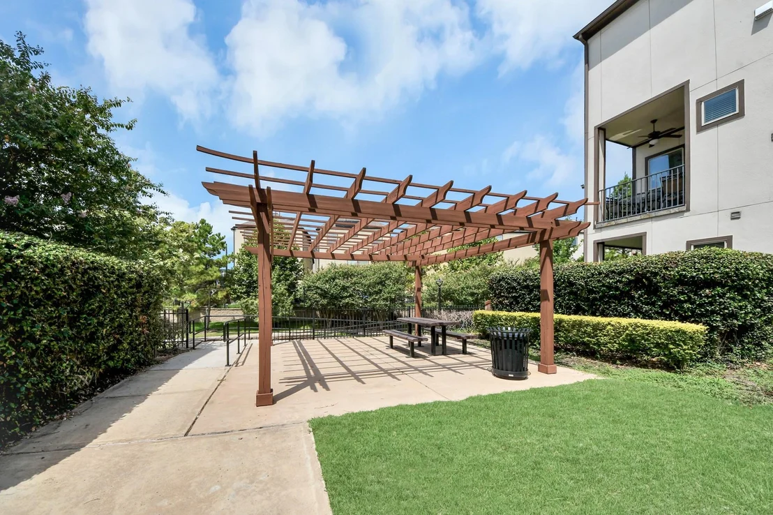 Photo of 12255 Oxford Crescent Circle