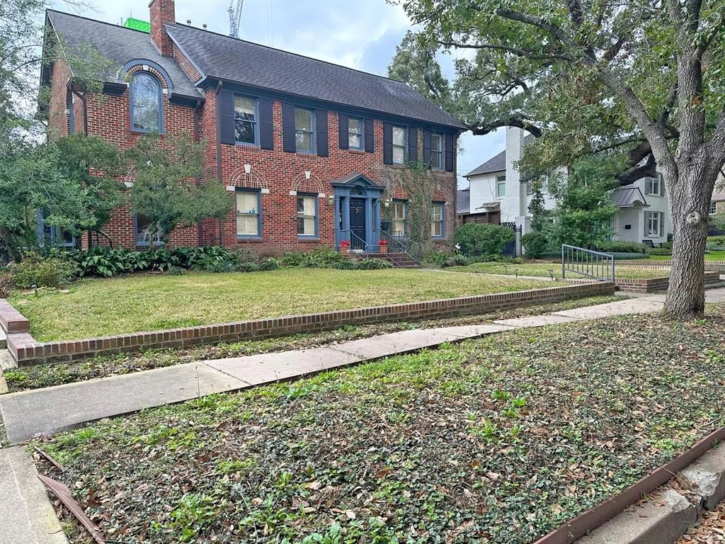Photo of 5312 Cherokee Street