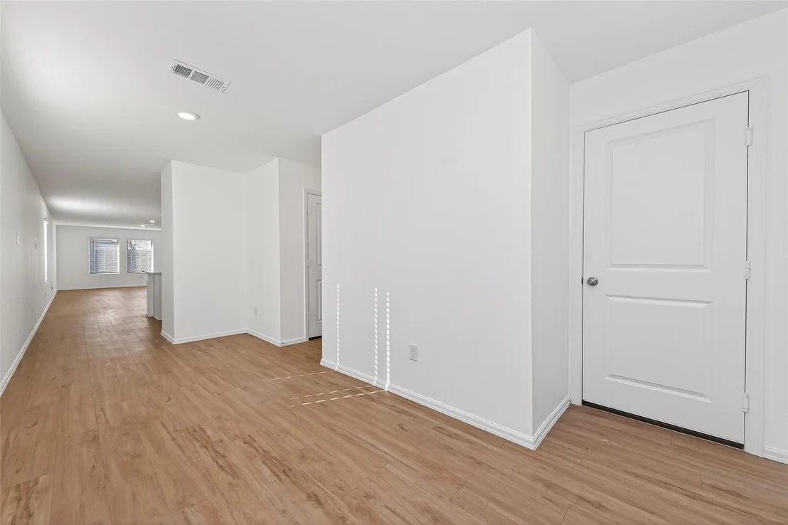 Photo of 21015 Longeni Drive
