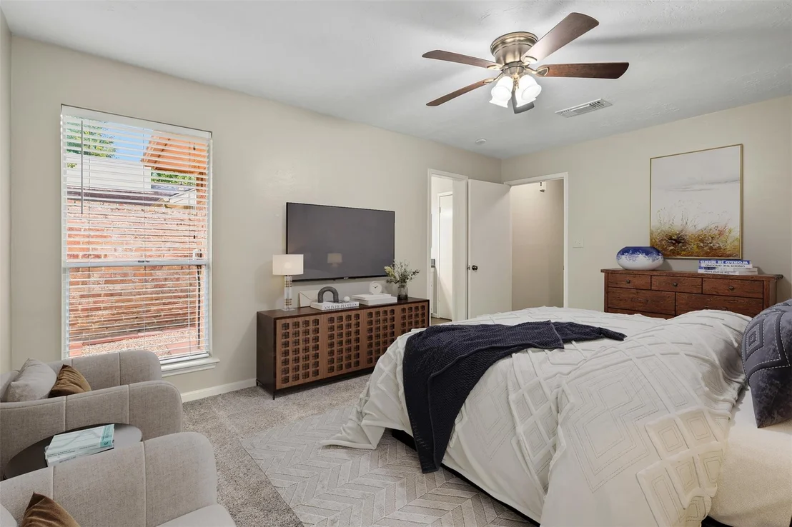 Photo of 25907 Long Hill Lane