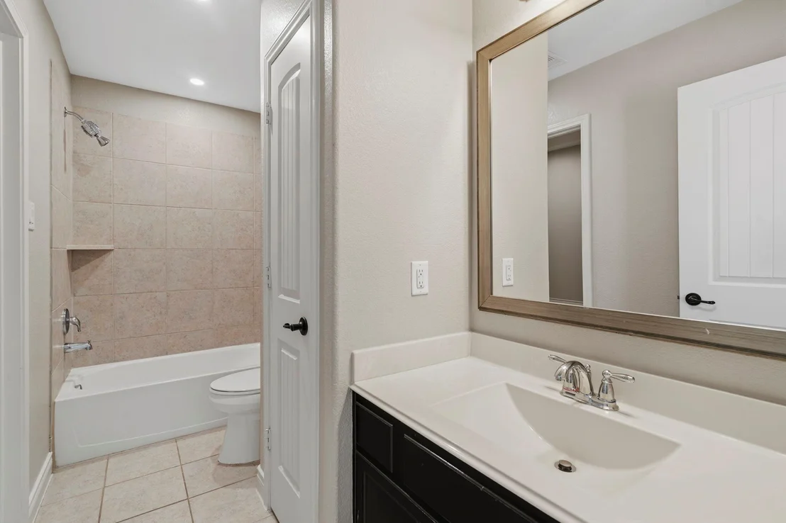 Photo of 155 W Wading Pond Circle