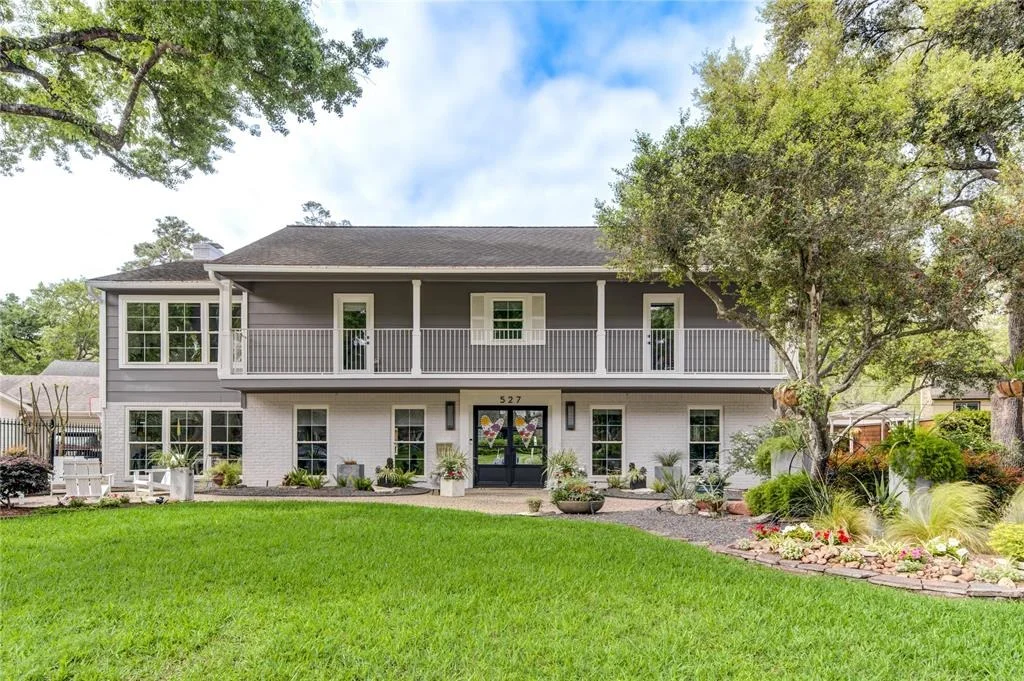 Photo of 527 Kickerillo Drive
