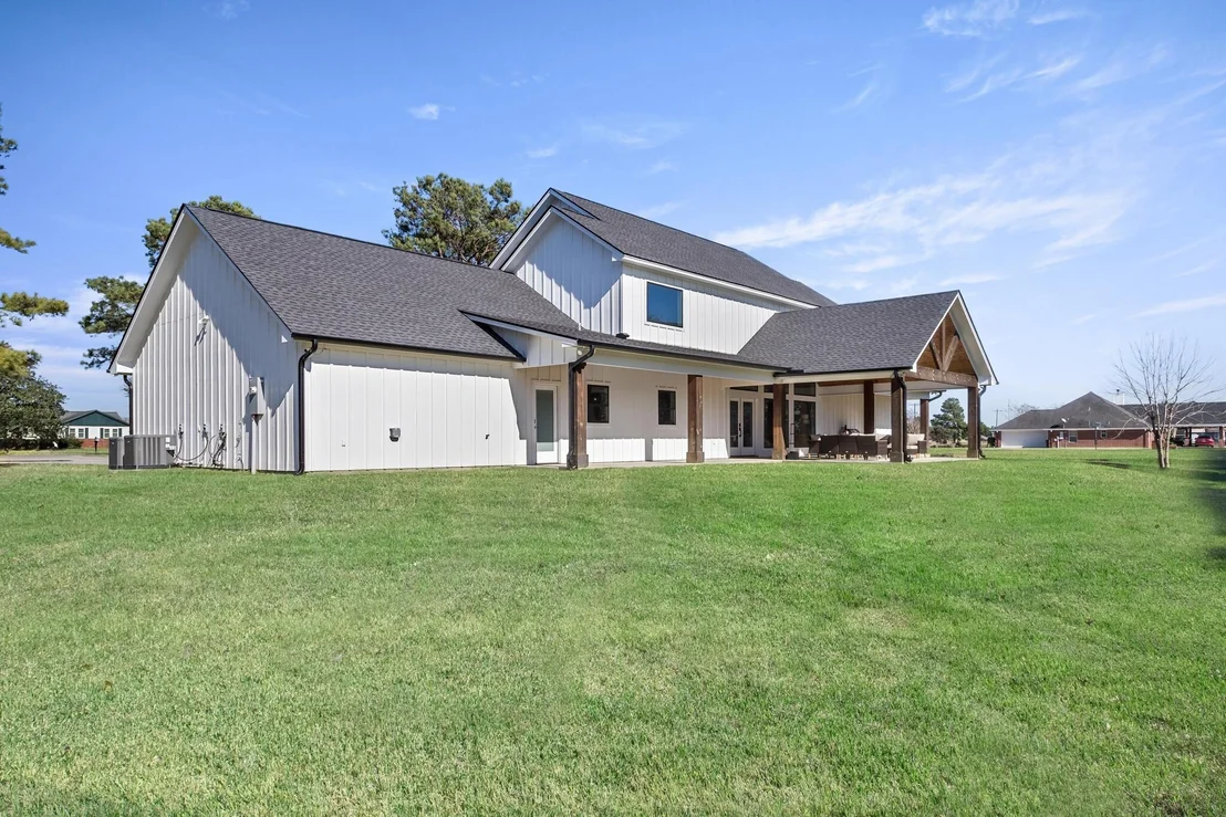 Photo of 847 W Buccaneer Drive