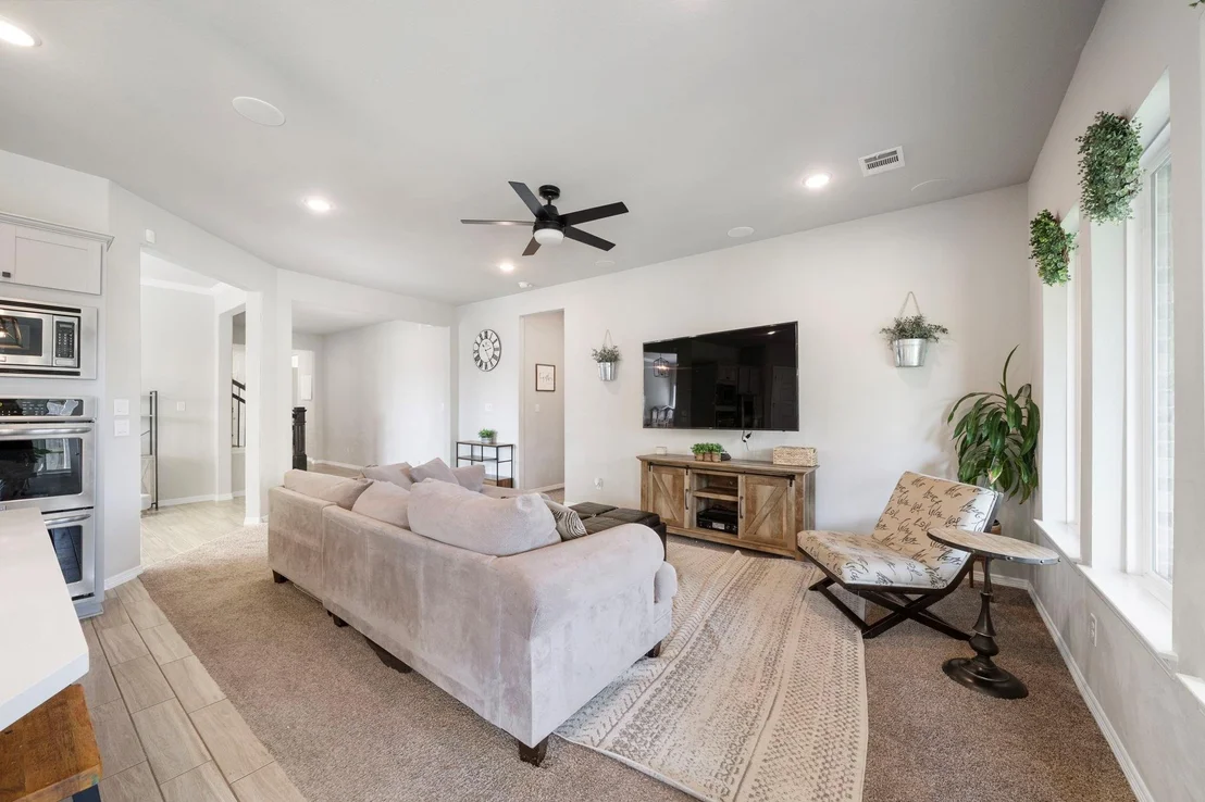 Photo of 10927 Crestwood Point Circle