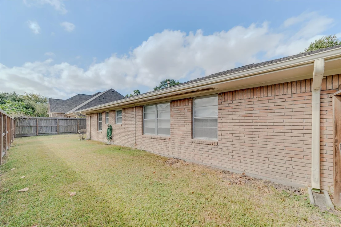 Photo of 5243 Stillbrooke Drive