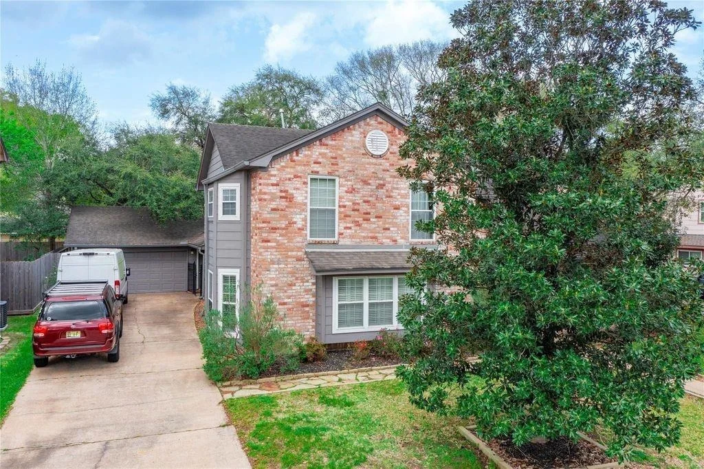 Photo of 18310 Spellbrook Drive
