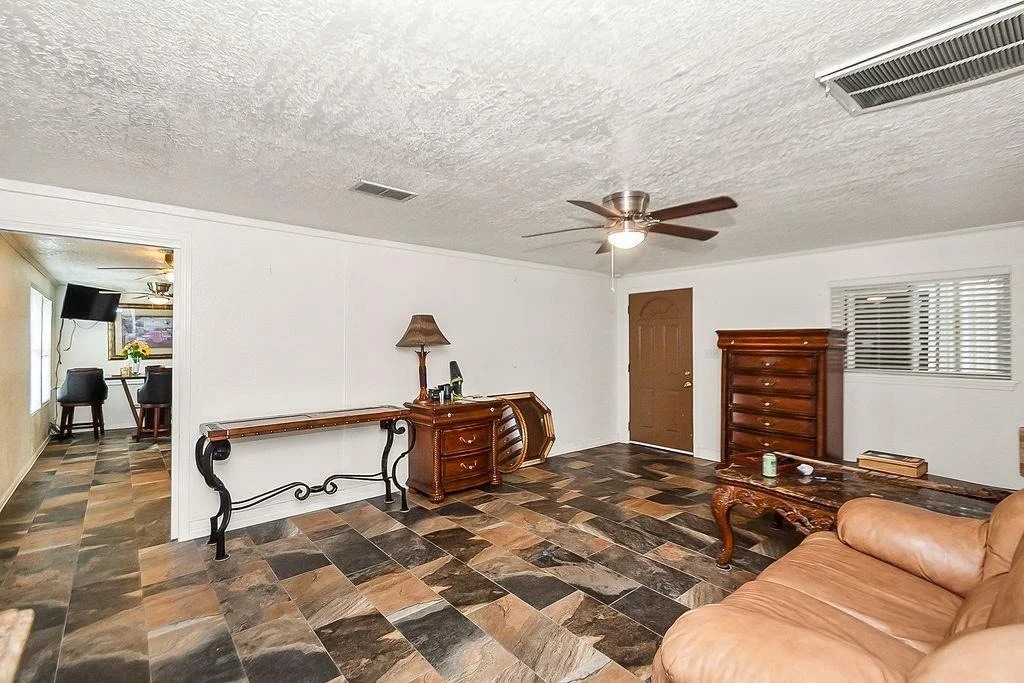 Photo of 4415 W Bayshore Drive