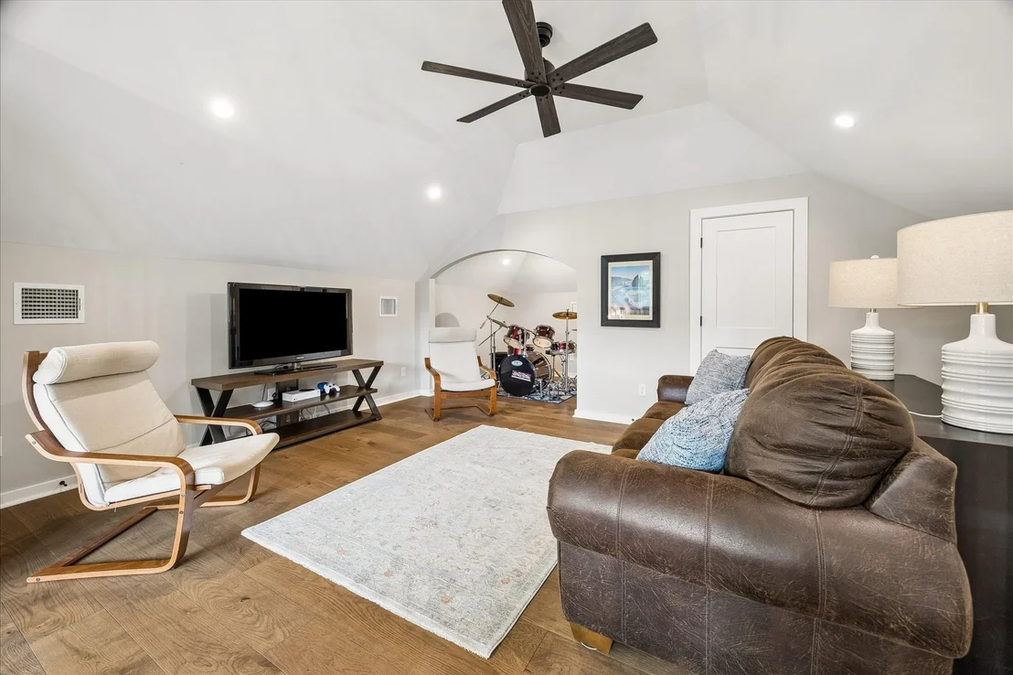 Photo of 1059 Candlelight Lane