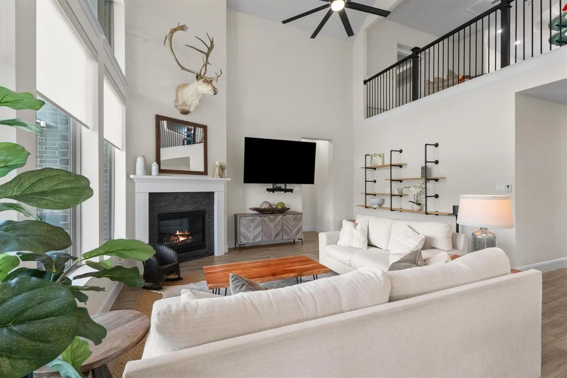 Photo of 17403 Violet Vineyard Street