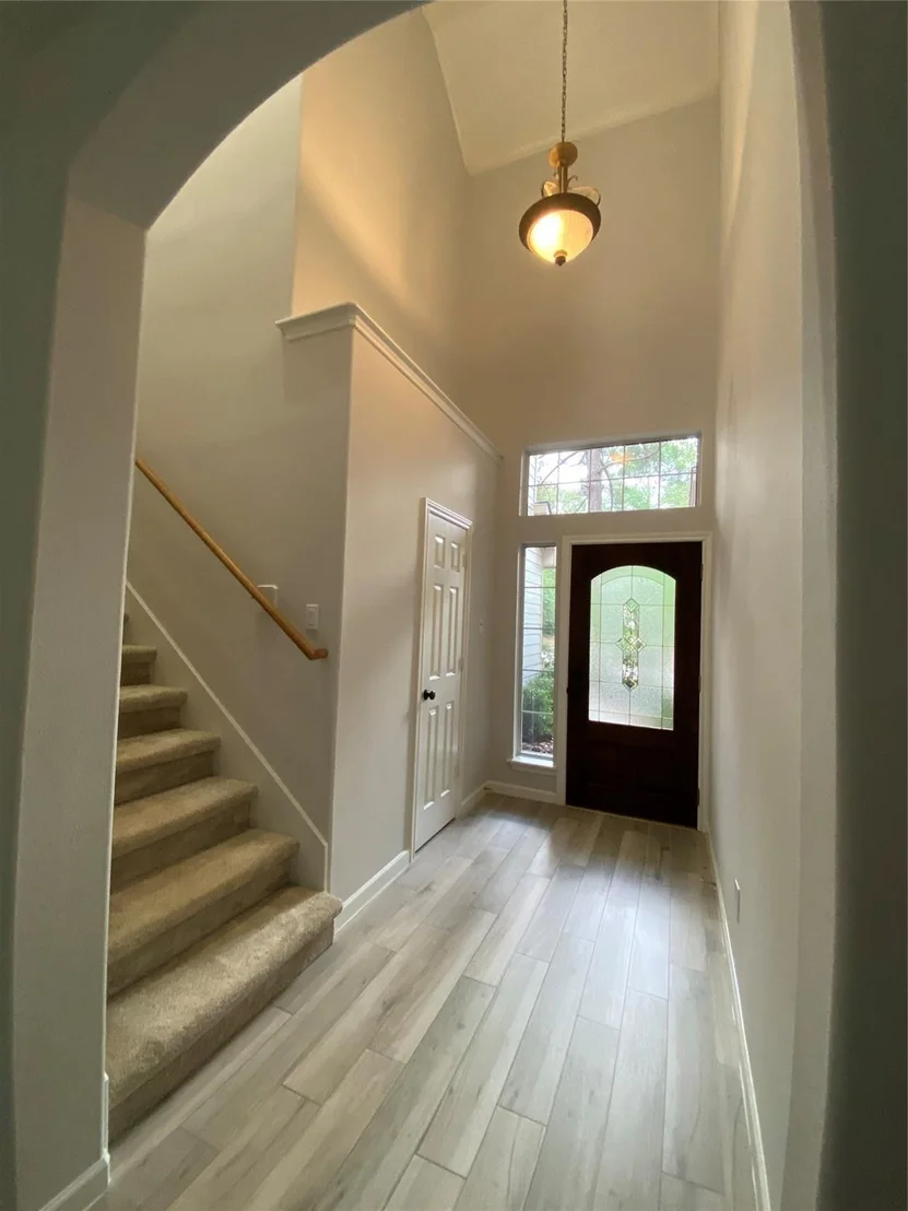 Photo of 163 Ledgestone Place