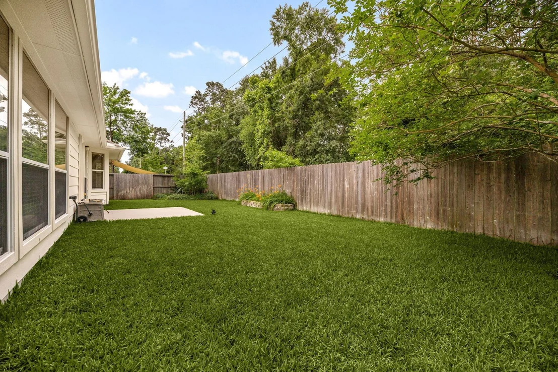 Photo of 30607 Hackinson Drive