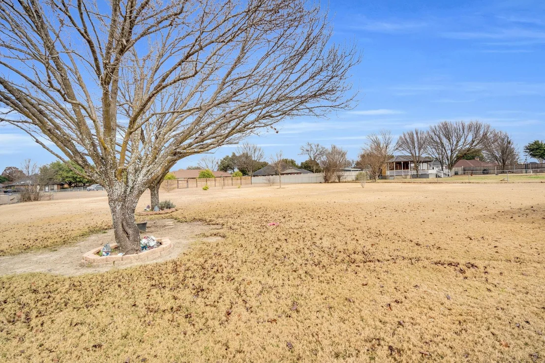 Photo of 609 Shallow Creek Drive