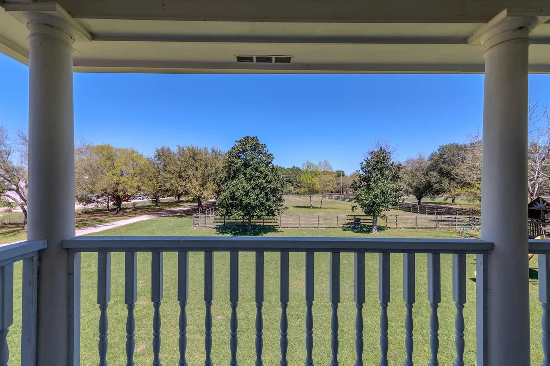 Photo of 17631 Huffmeister Road