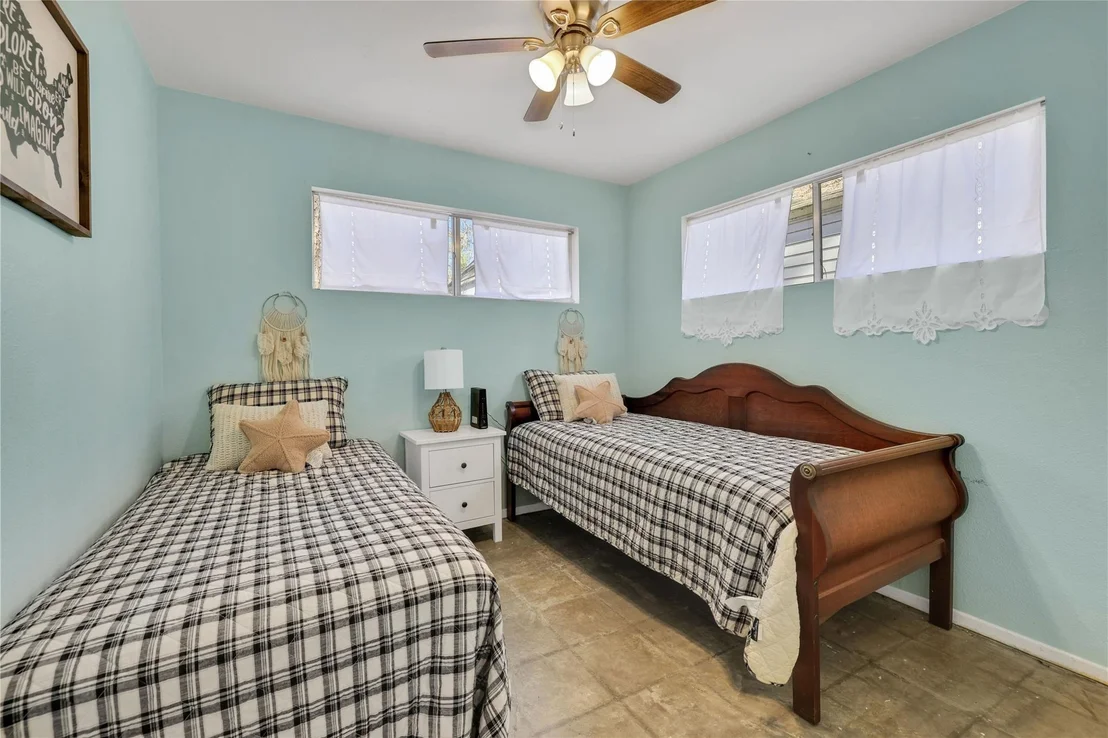 Photo of 101 Harbour Row Drive