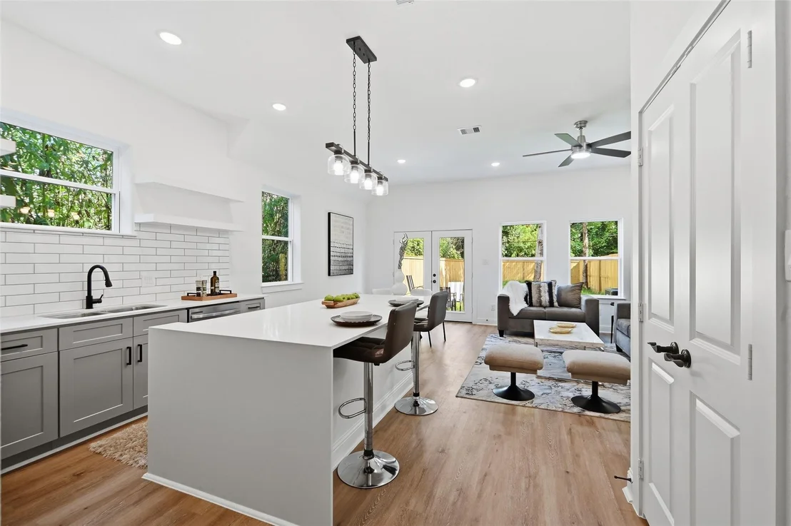 Photo of 1526 Armada Drive