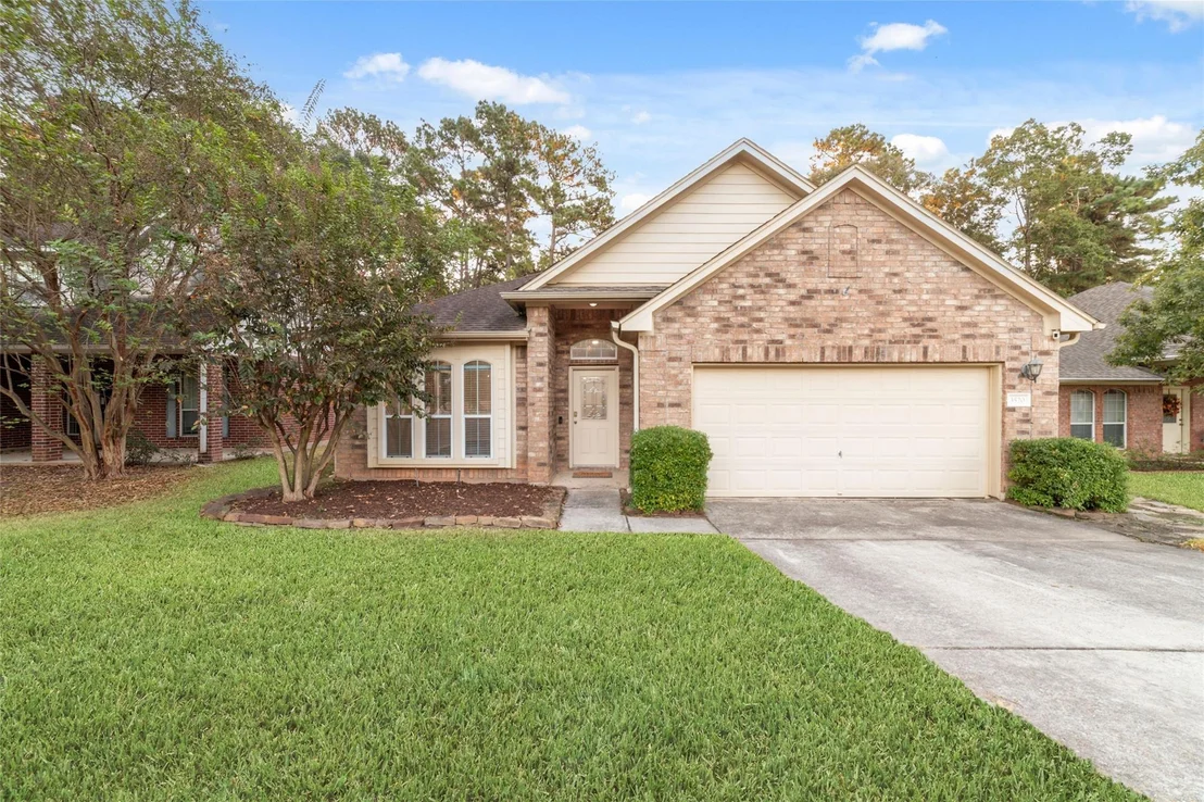 Photo of 3520 White Oak Point Drive