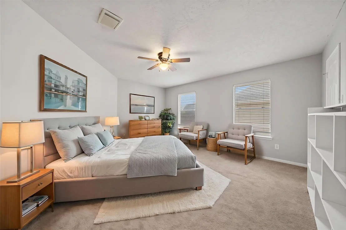 Photo of 1304 Pine Stream Drive S