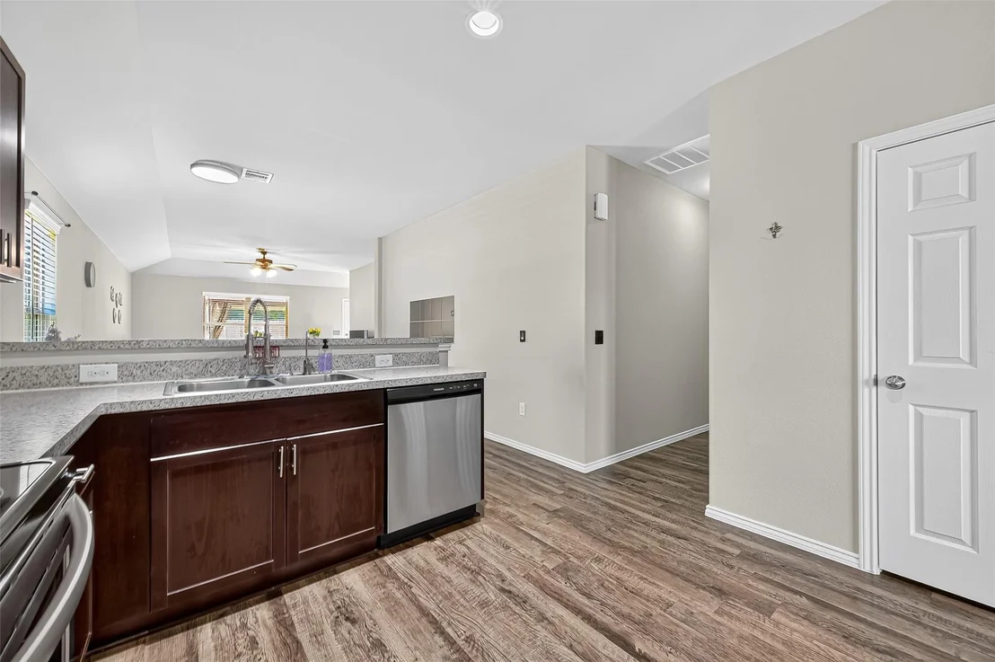 Photo of 21222 Bush Brook Bend Path