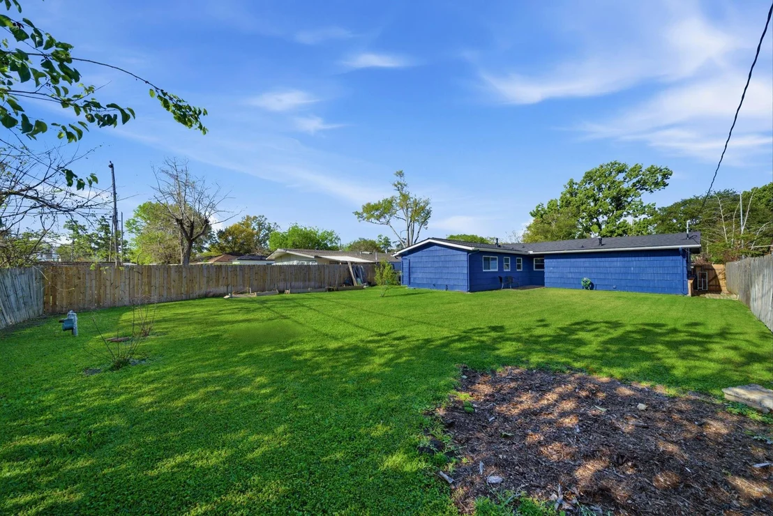 Photo of 1618 Antoine Drive