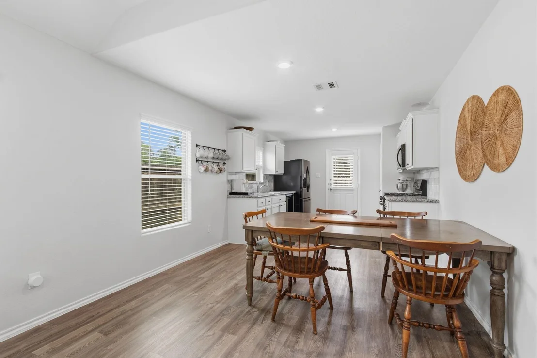 Photo of 1307 Winding Willow Drive