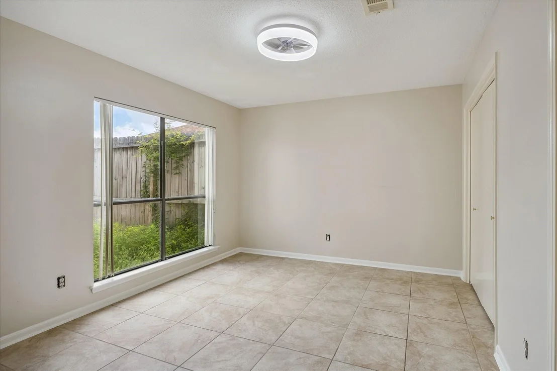 Photo of 8018 Cobblefield Lane
