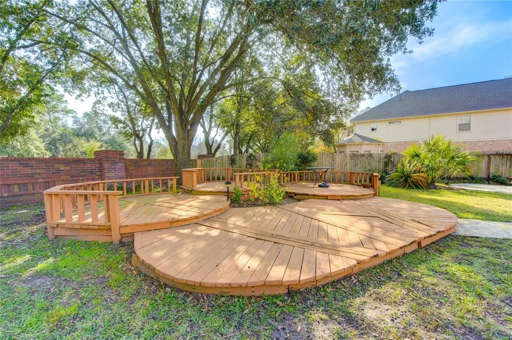 Photo of 20002 Ambervine Circle