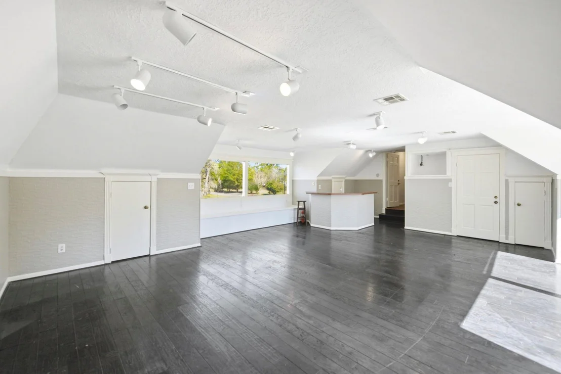 Photo of 1407 Ella Circle