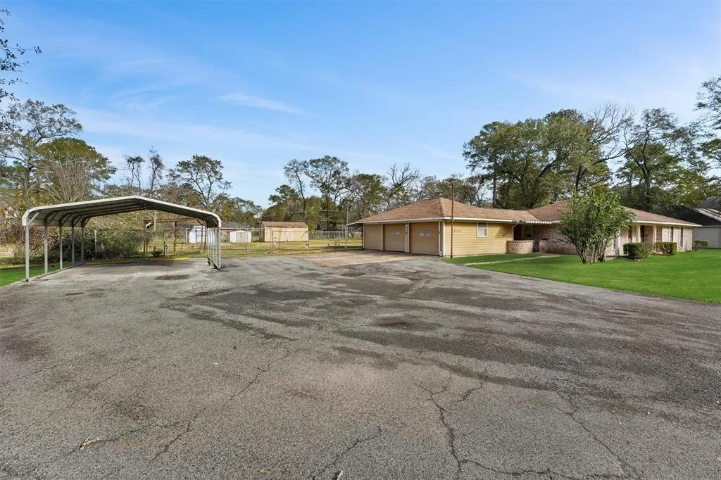 Photo of 12114 Advance Drive