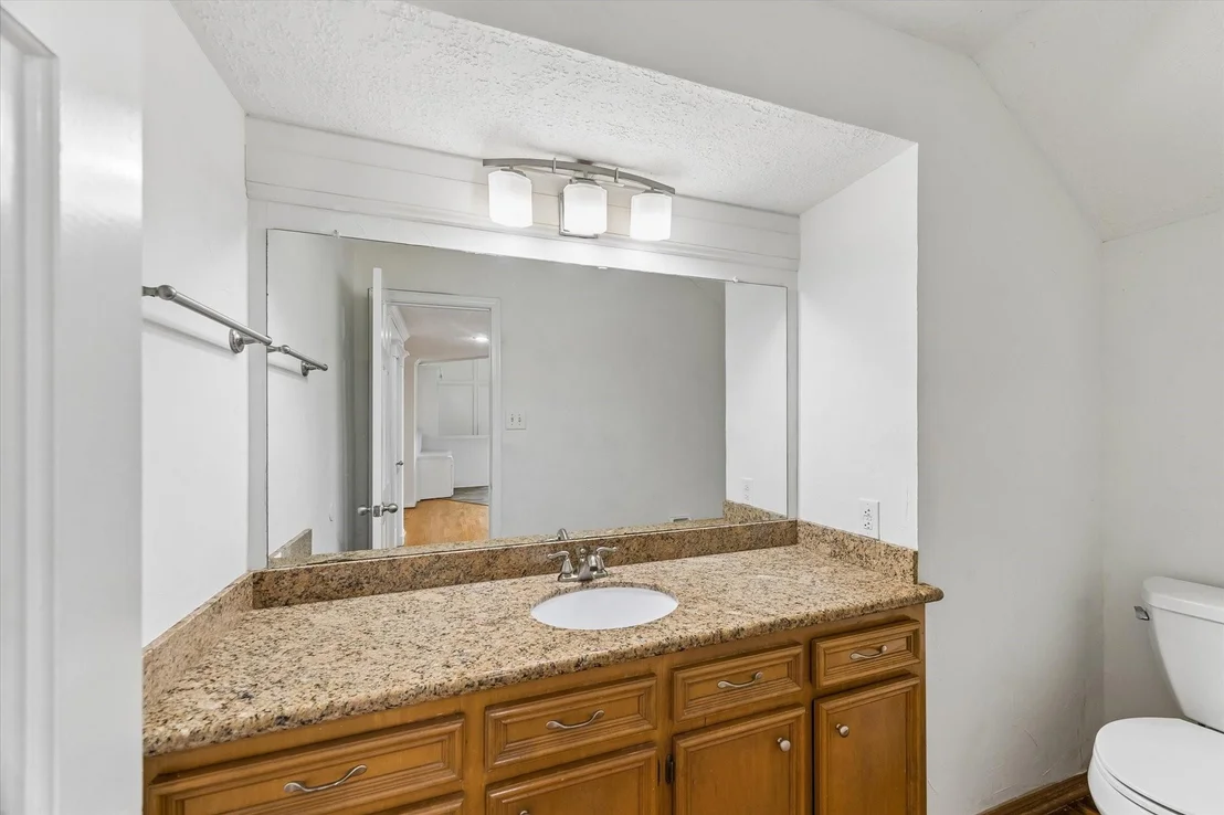 Photo of 17902 Fernbluff Drive