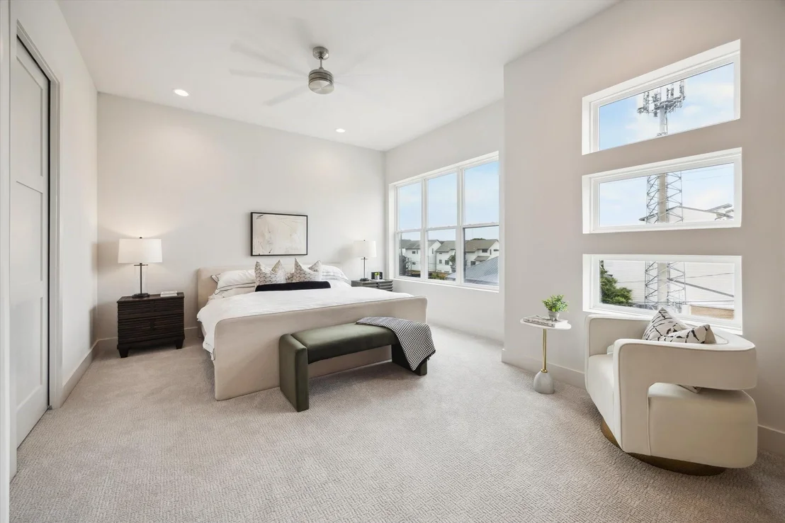 Photo of 2123 Emancipation Avenue