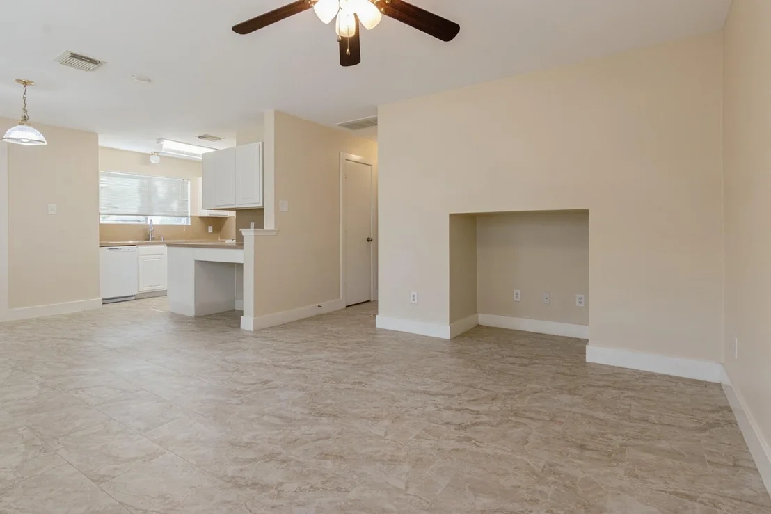 Photo of 439 Laurel Timbers Drive