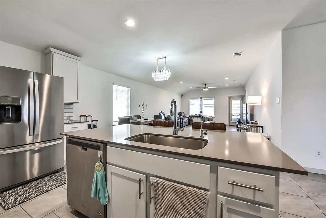 Photo of 7423 Ramsgate Cliff Lane