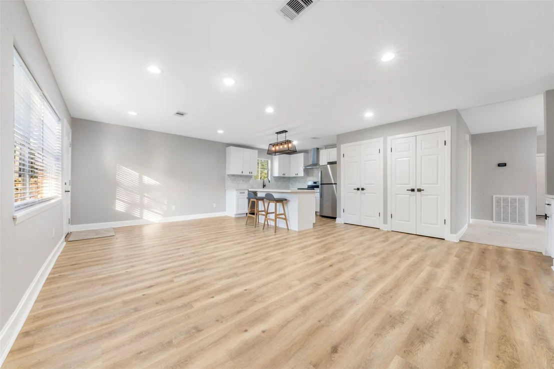 Photo of 6502 Trail Valley Way