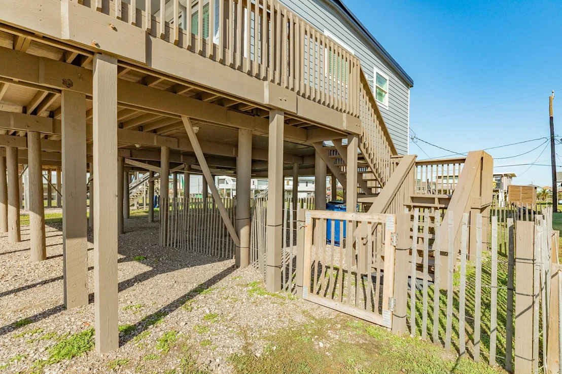 Photo of 722 Beach Drive