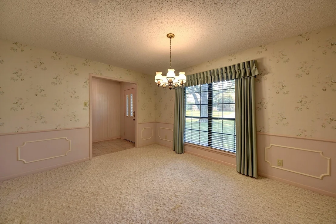 Photo of 2607 Daisy Drive