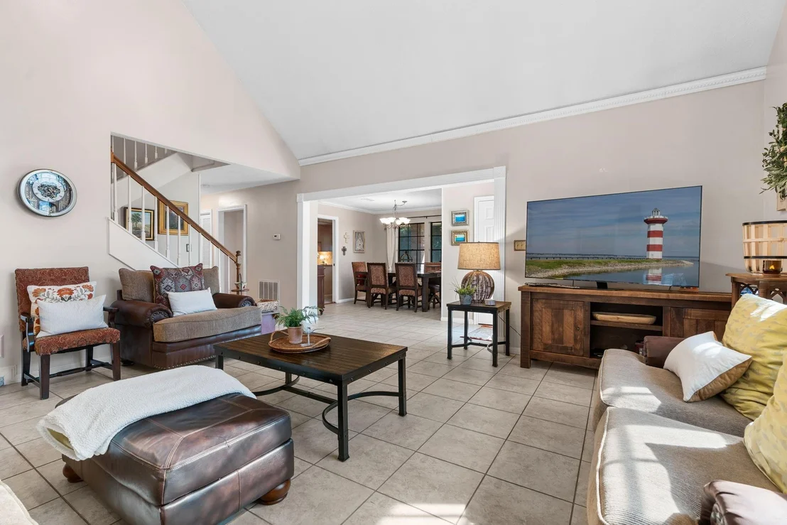 Photo of 6971 Breezy Point