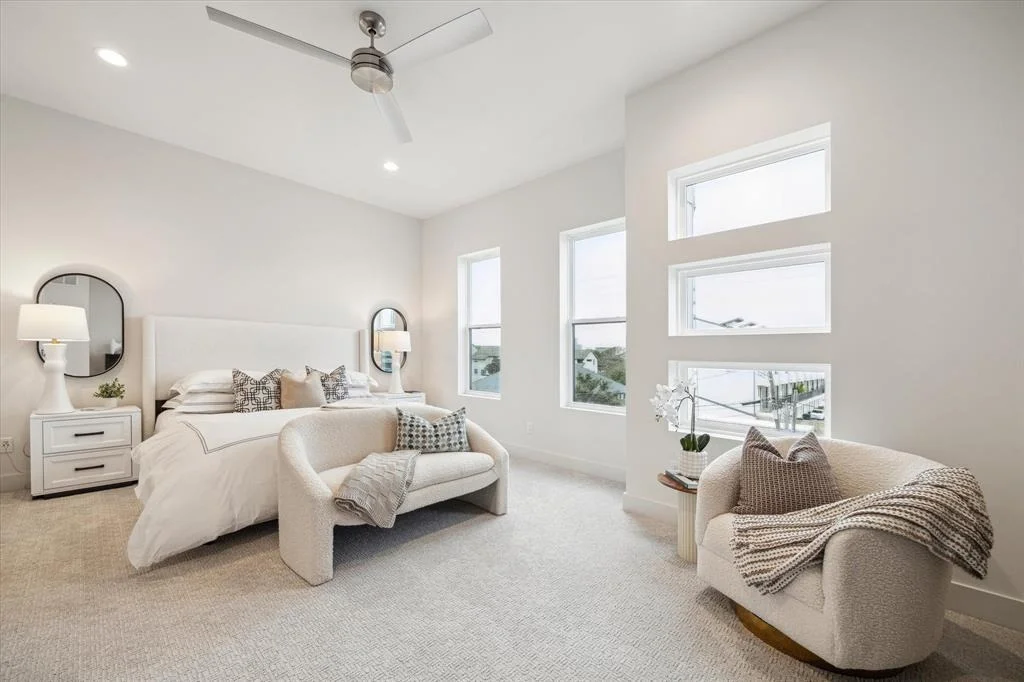 Photo of 2115 Emancipation Avenue