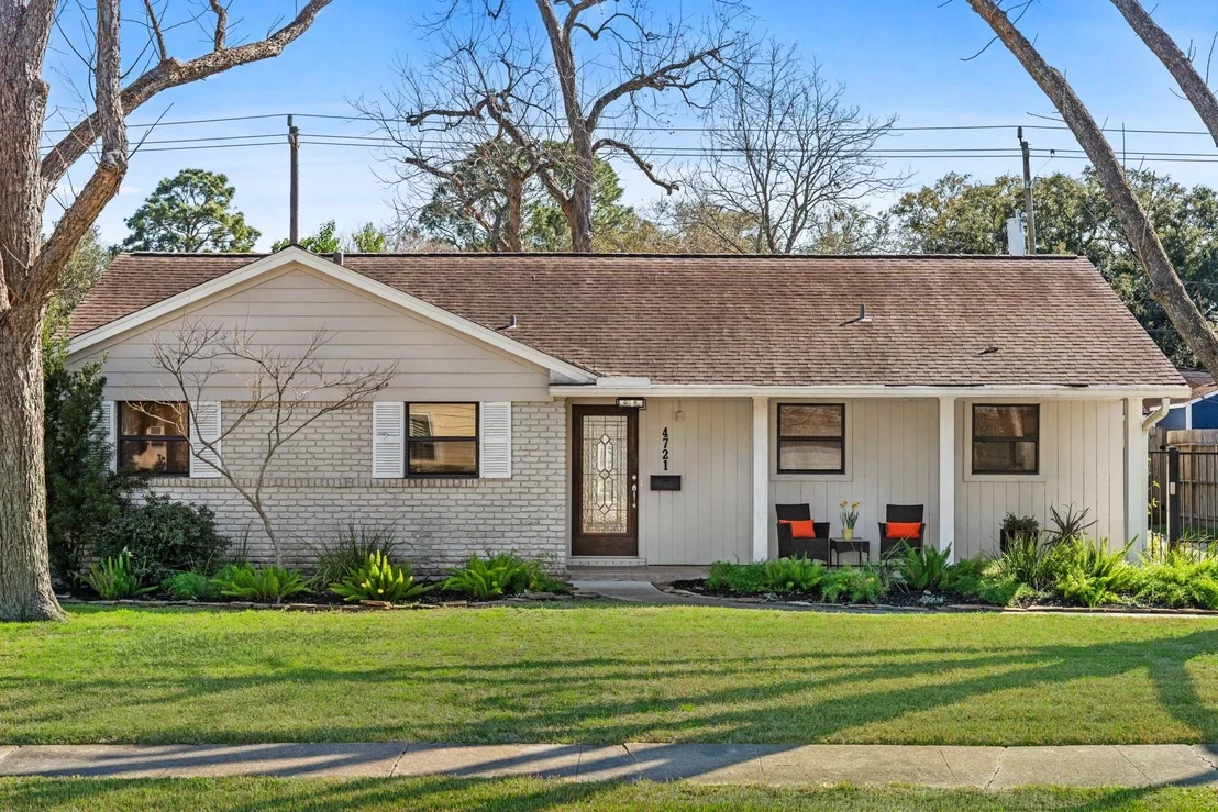 Photo of 4721 Kingfisher Drive