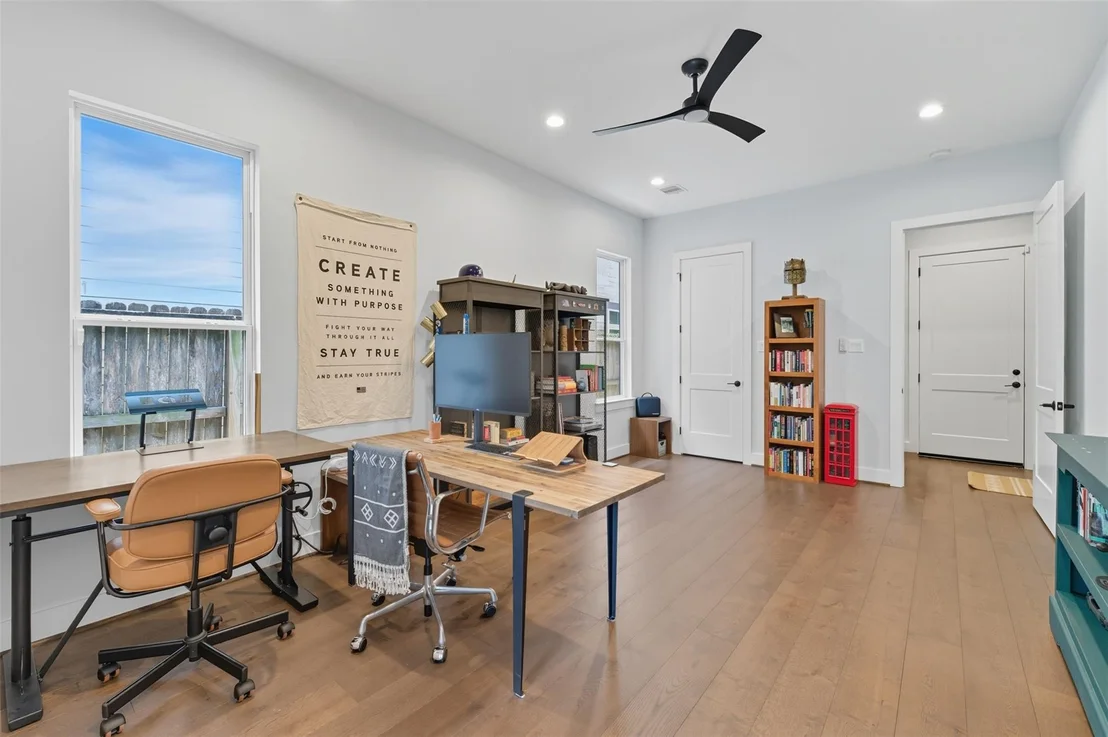 Photo of 1607 Wakefield Drive