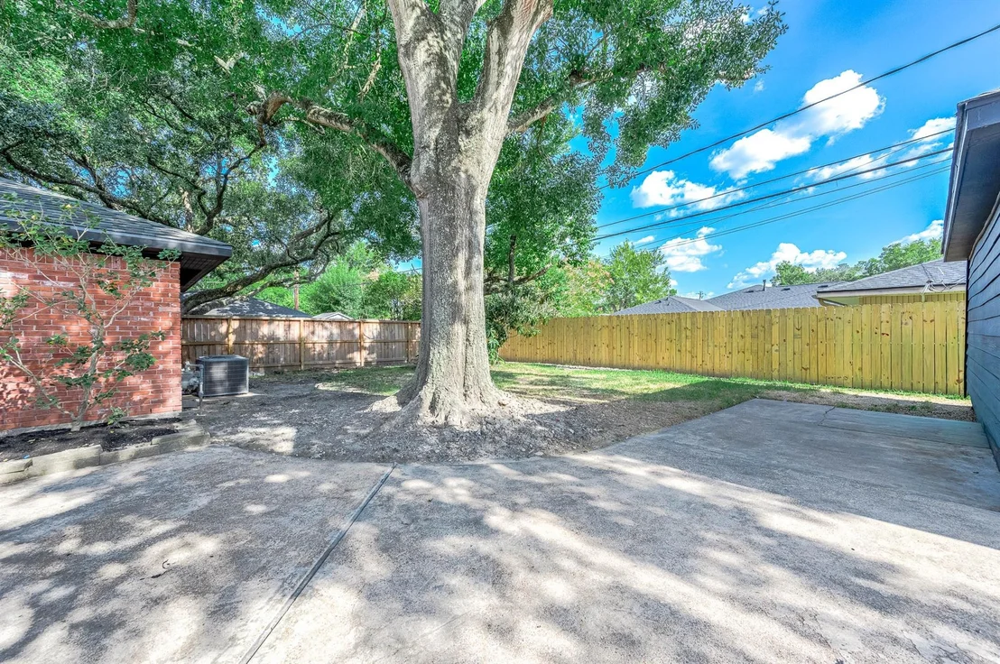 Photo of 5507 Valkeith Drive