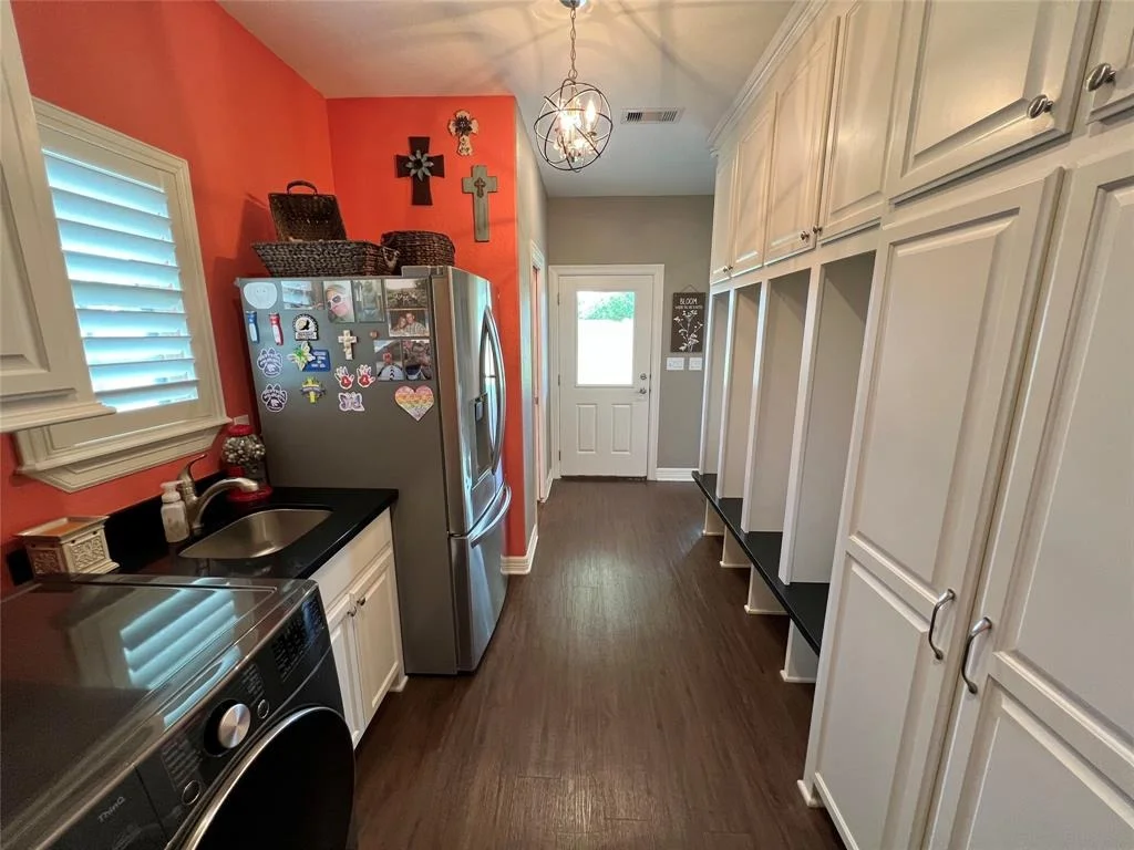 Photo of 1216 Laurel Loop